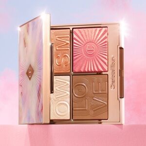 Charlotte Tilbury Glowgasm Face Palette—Lightgasm